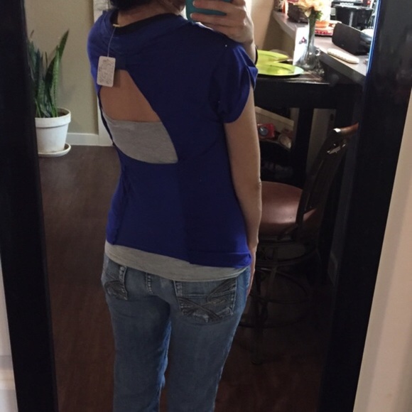 FREE PEOPLE Blue Keyhole Open Back Boho Short Sleeve Pocket Tee Shirt XS NEW Bow - Picture 6 of 9